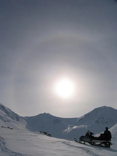 Mountains Volcano Halo Sun - Natalia_Kollegova / Pixabay