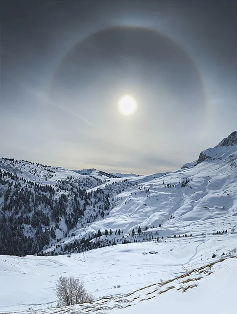 Mountains Winter Sun Peak Summit - maxsezzy / Pixabay