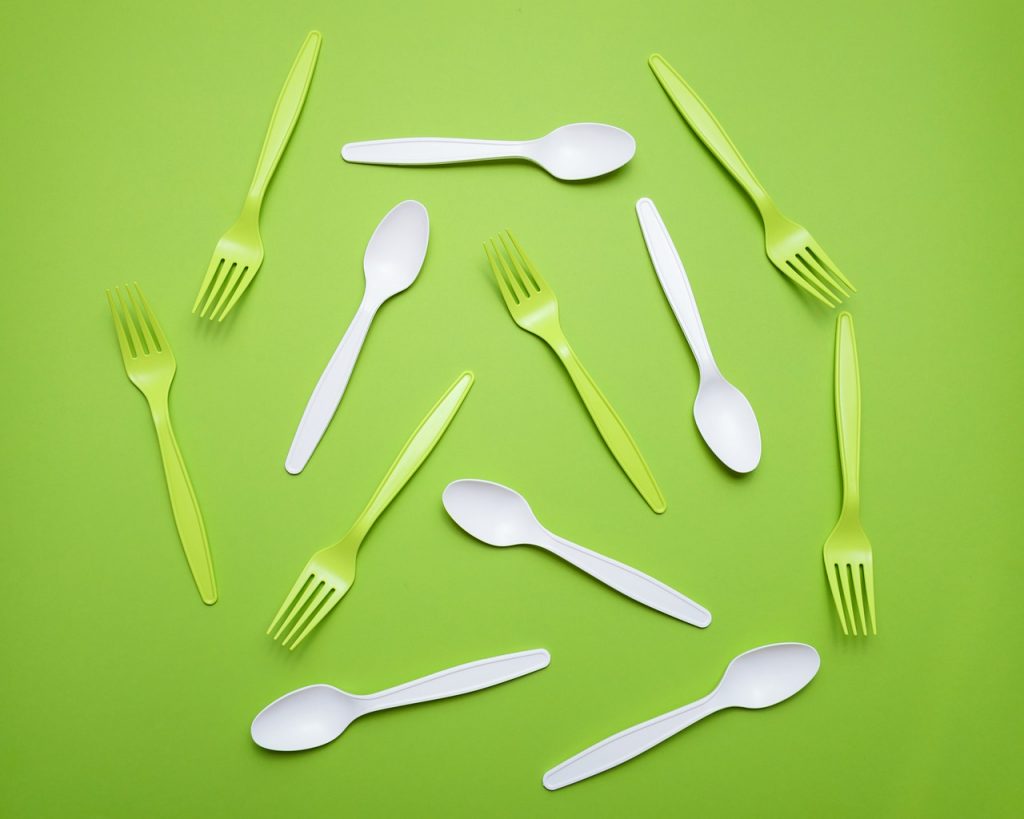 Cutlery Eco Friendly Cutlery  - JennieCrocus / Pixabay