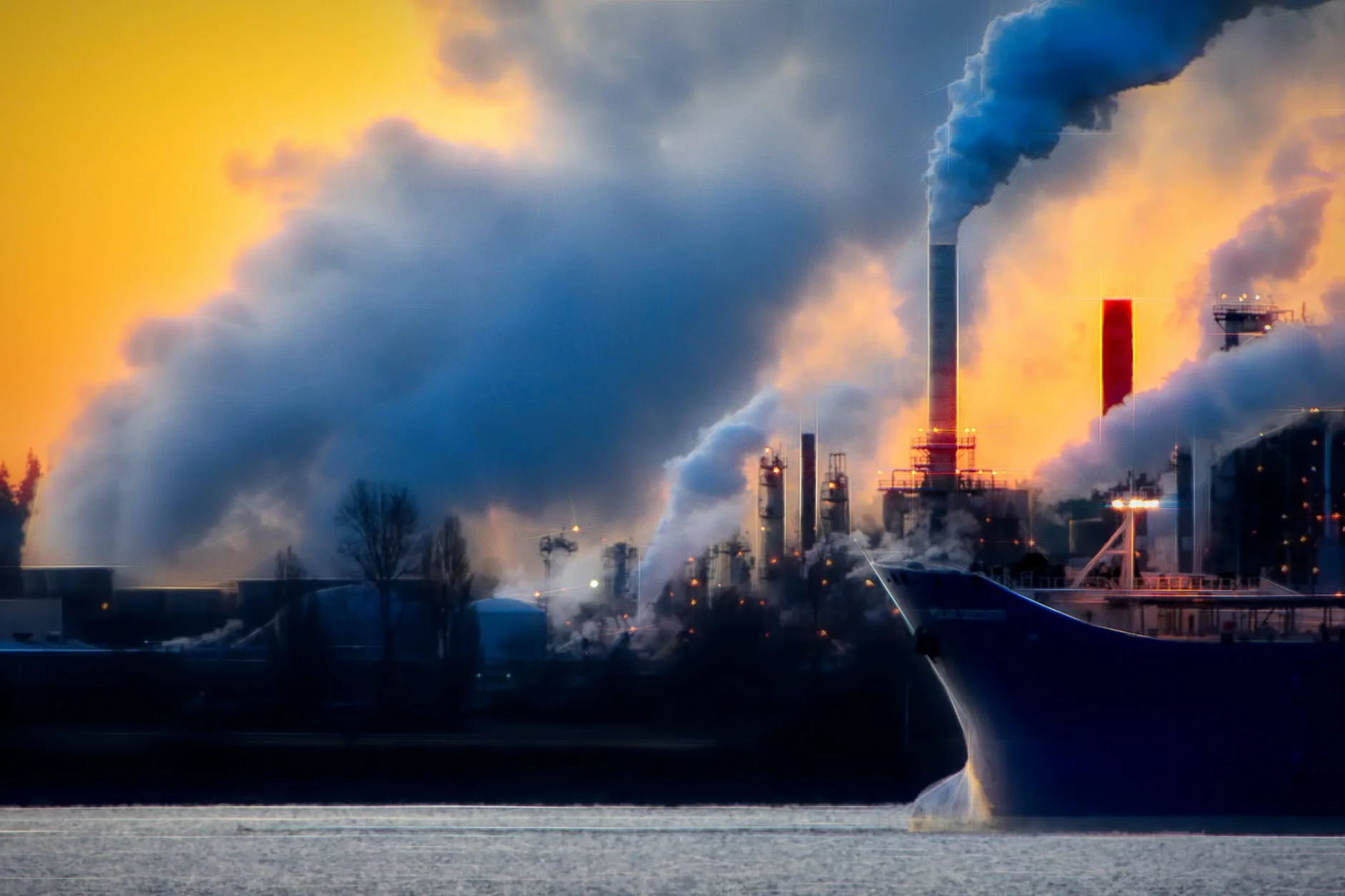 Sulfurous smog vs photochemical smog
