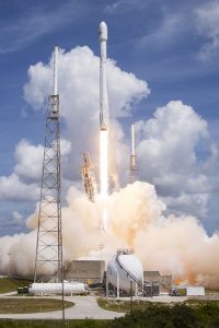 Rocket Launch Spacex Lift Off  - SpaceX-Imagery / Pixabay