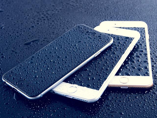 Can metal oxides improve cell phones?