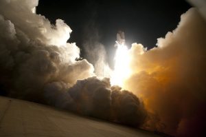 Rocket Launch Rocket Take Off  - WikiImages / Pixabay