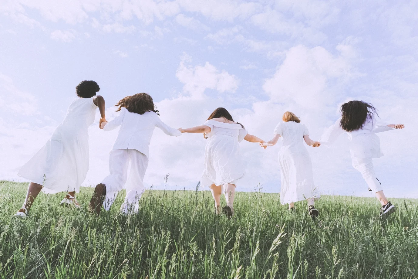 Watch nature as a movie in natural settings – How to grow up with nature