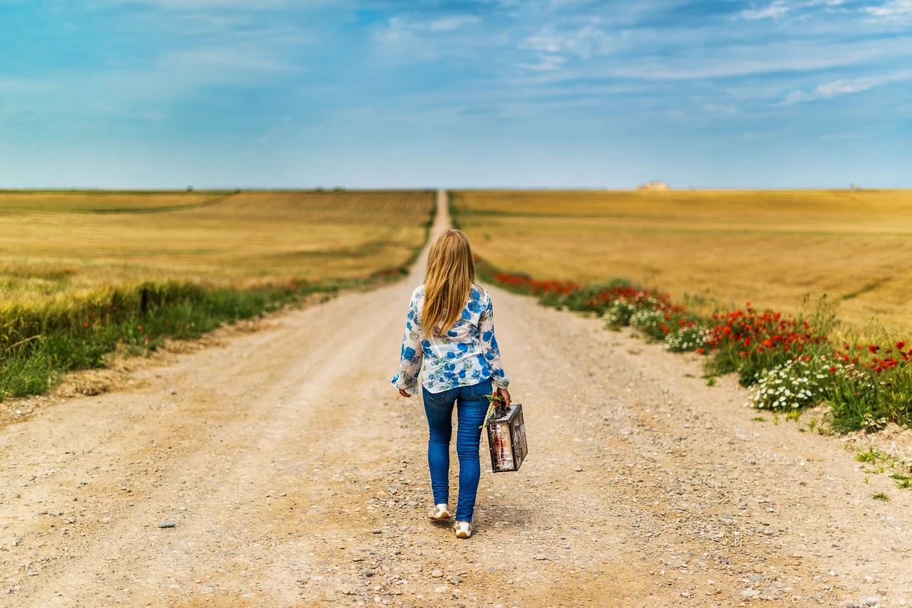 What is positive peer pressure with examples? – Positive and negative peer pressure explained
