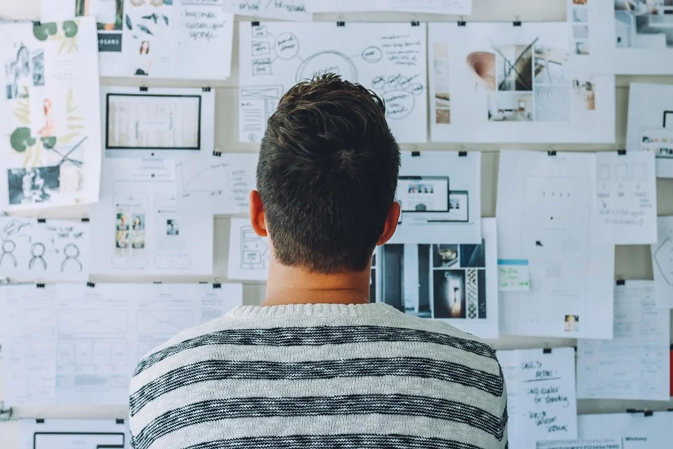 Why you have to practice lateral thinking?