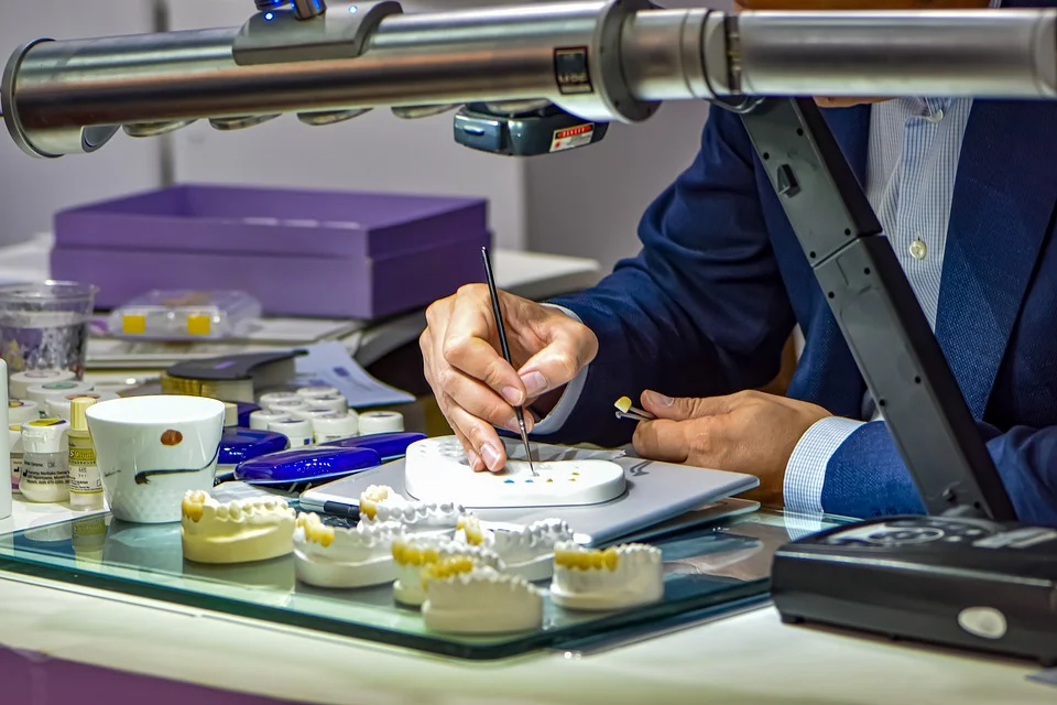 Dental lab equipment – Tips, details and maintenance